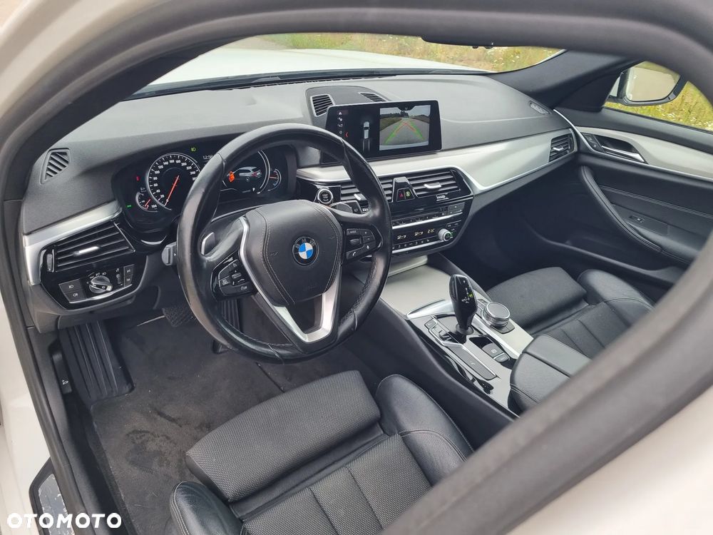 BMW Seria 5 525d Sport Line sport - 15