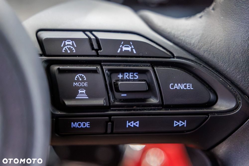 Toyota Yaris Hybrid 1.5 Style - 38