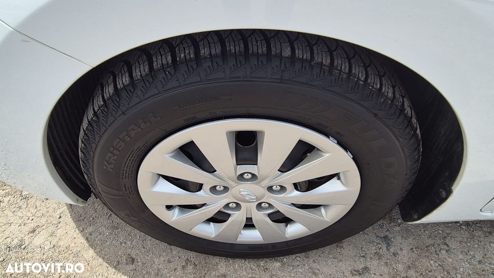 Hyundai i30 blue Kombi 1.6 CRDi Trend - 21