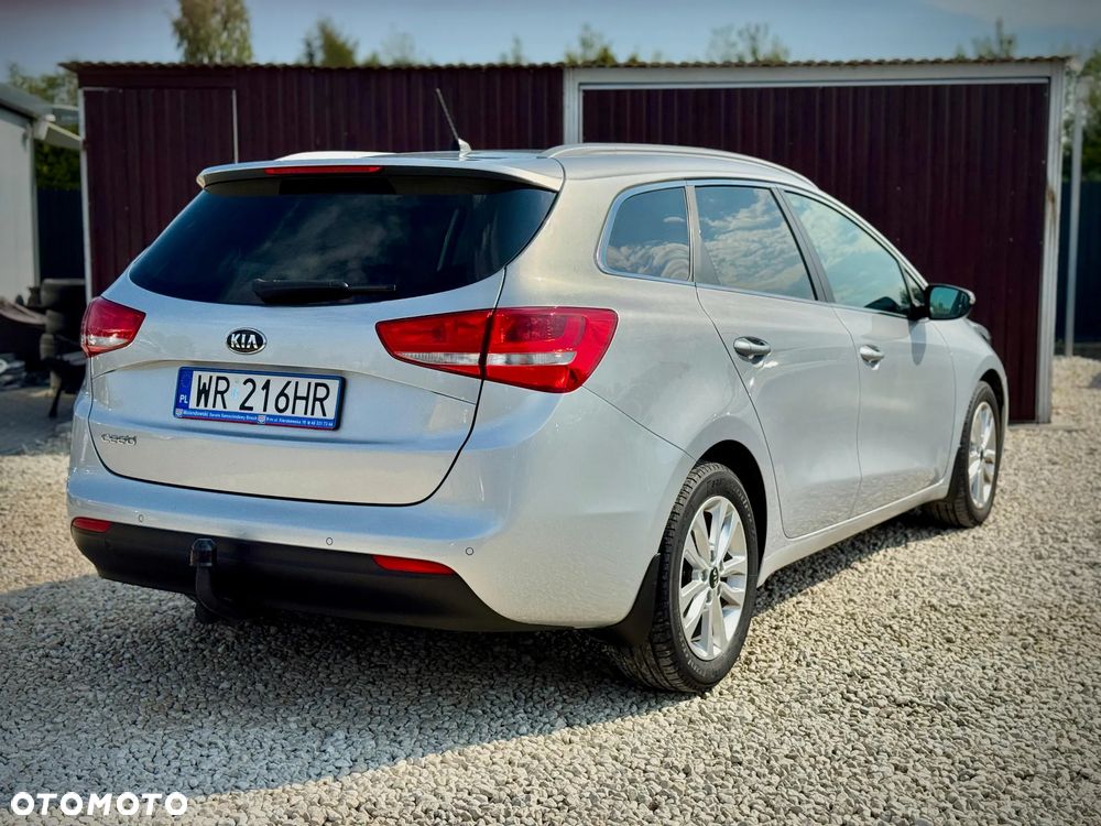 Kia Ceed 1.6 GDI DCT Platinum Edition - 3