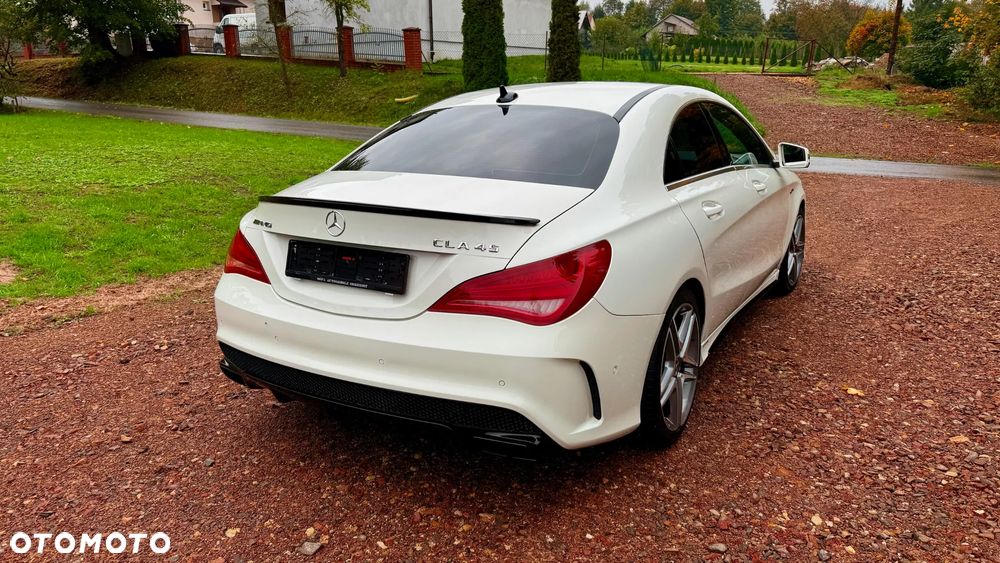 Mercedes-Benz CLA AMG 45 4-Matic - 9
