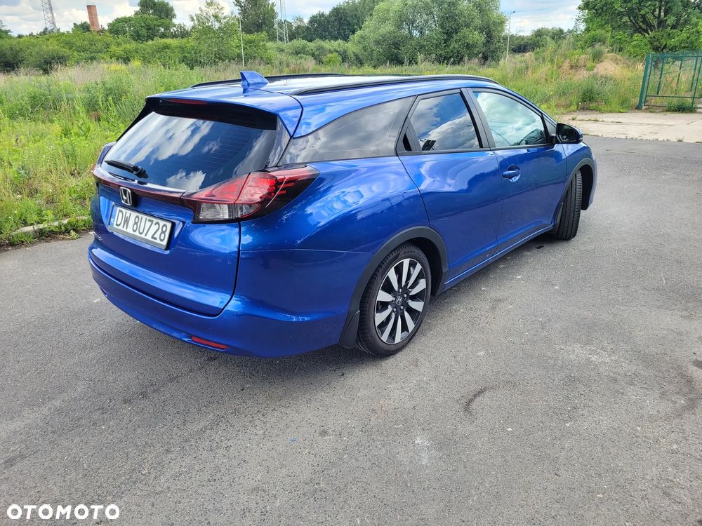 Honda Civic 1.8 Style Edition (Honda Connect+) - 4
