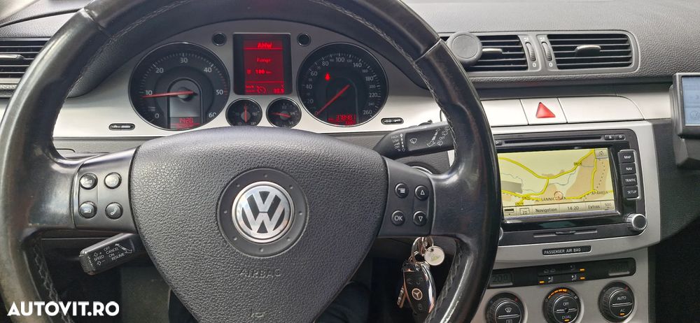 Volkswagen Passat 1.9 TDI DPF Comfortline - 13