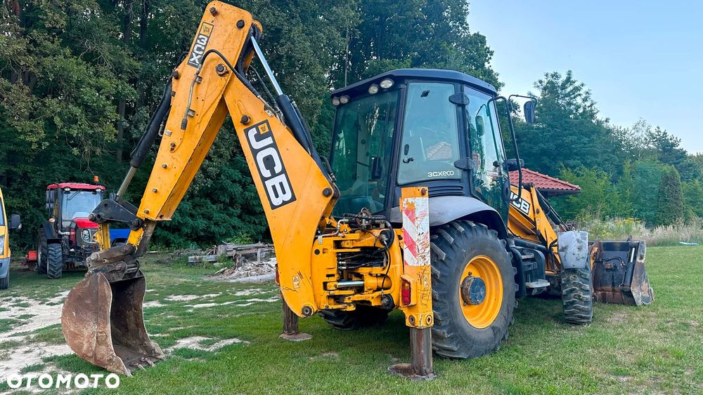 JCB 3CX - 4