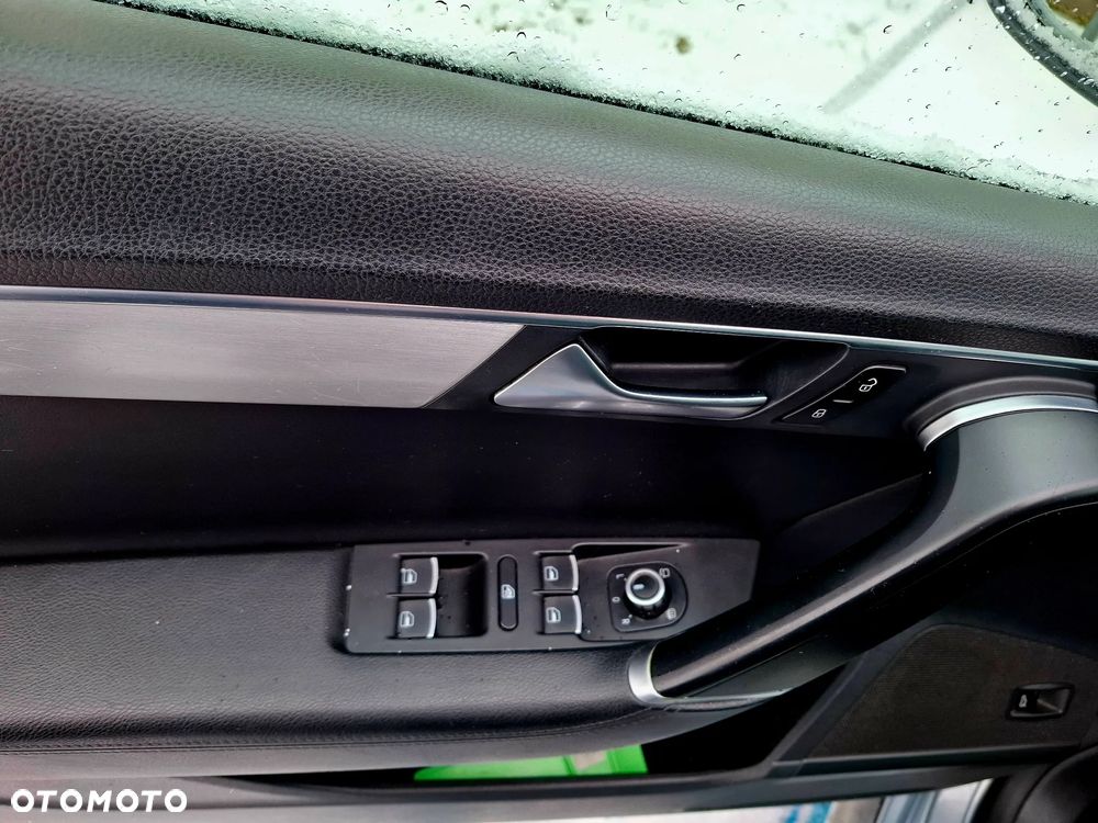 Volkswagen Passat 2.0 TDI DPF DSG Highline - 15