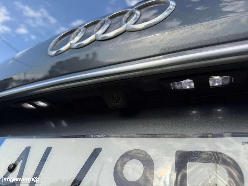 Audi Q7 60 TFSIe quattro S line Tiptronic - 16