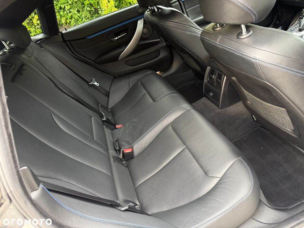 BMW Seria 4 430i xDrive M Sport - 34