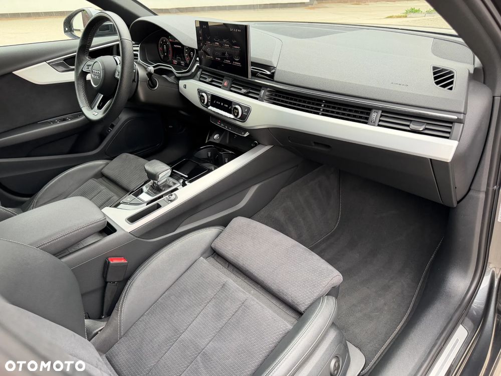 Audi A4 Avant 35 TDI mHEV S Line S tronic - 25