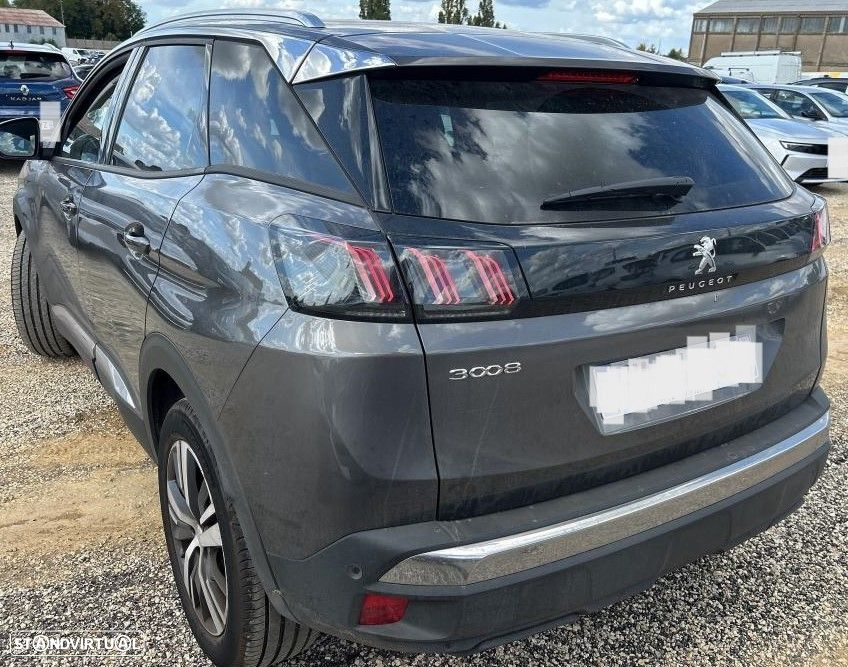 Peugeot 3008 1.2 PureTech Allure EAT8 - 2