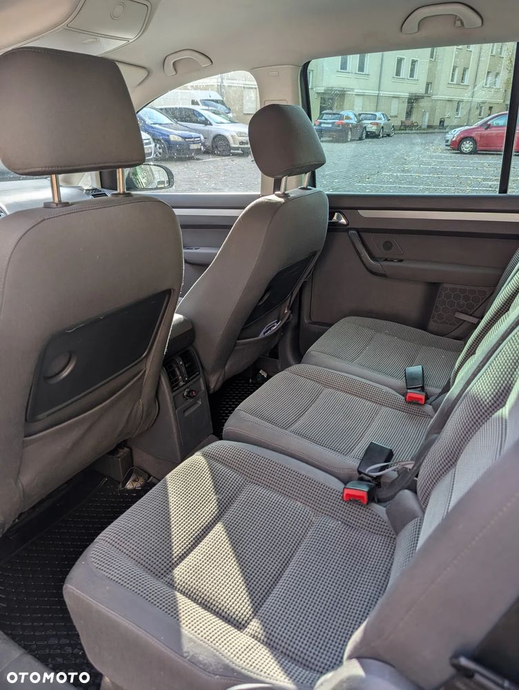 Volkswagen Touran 1.9 TDI Trendline - 9