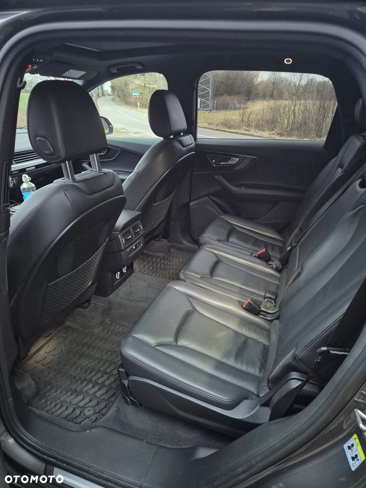 Audi Q7 - 15