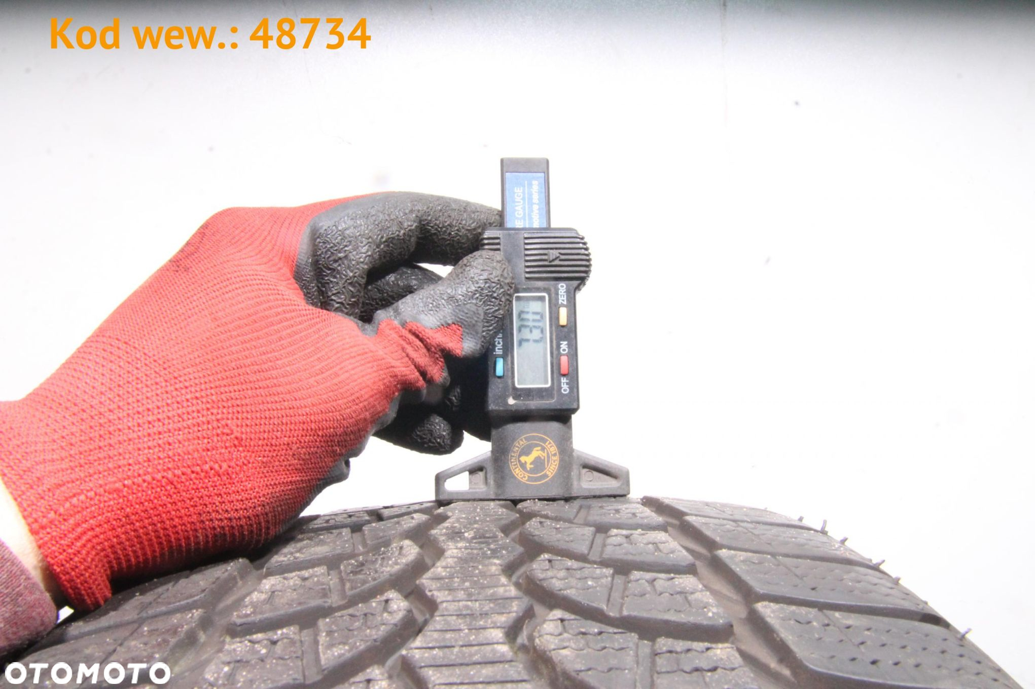 Bridgestone Blizzak LM-32 - 235/40 R19 - 2