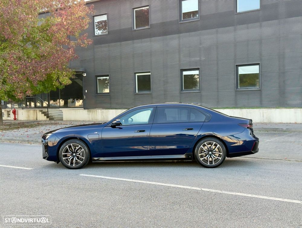 BMW 750 - 9