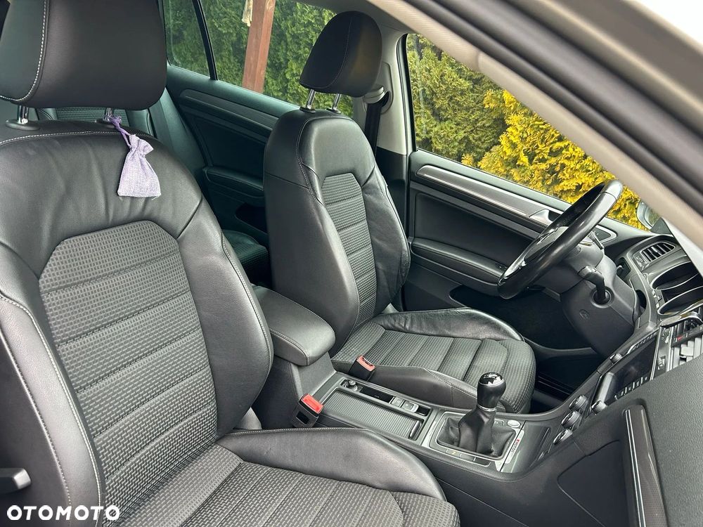 Volkswagen Golf Alltrack - 11