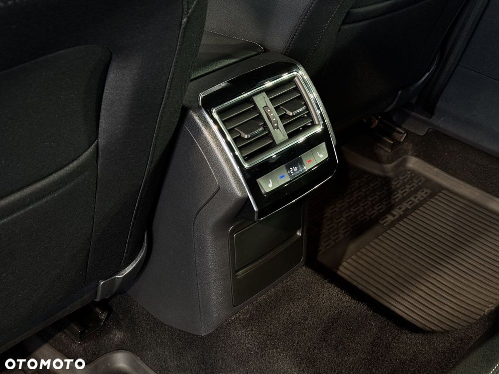 Skoda Superb - 16