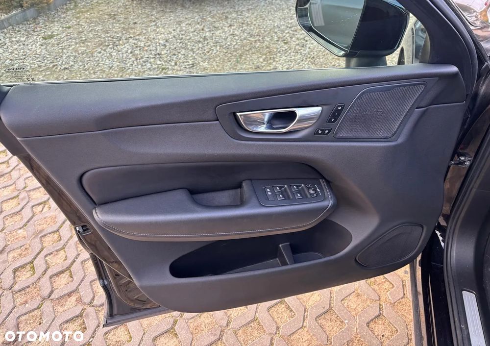 Volvo XC 60 T5 AWD Geartronic Inscription - 13