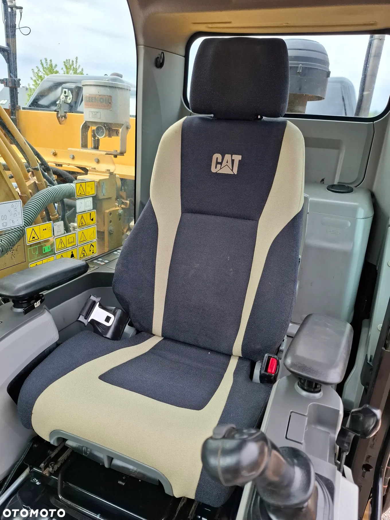 Caterpillar CAT 320 EL - 34