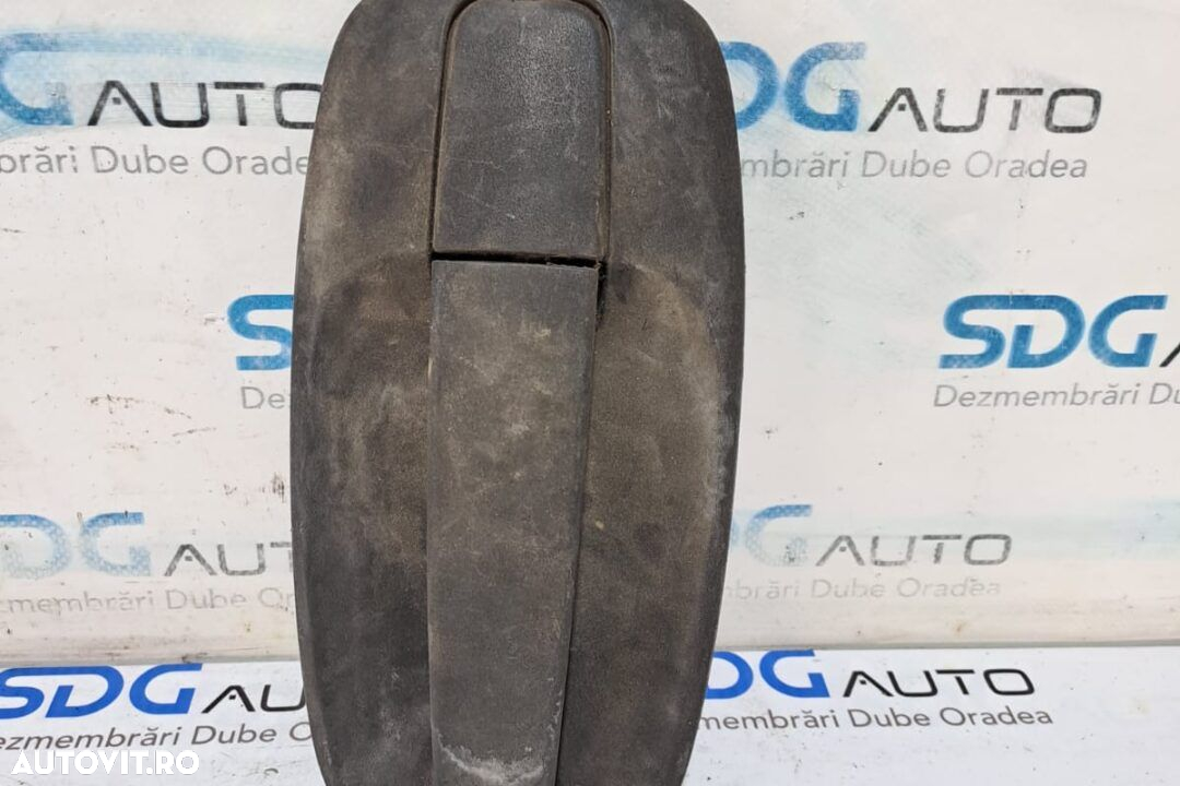 Maner exterior usa dreapta fata 8200170625 Renault Trafic 2 - 2