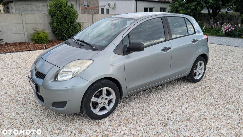 Toyota Yaris - 5