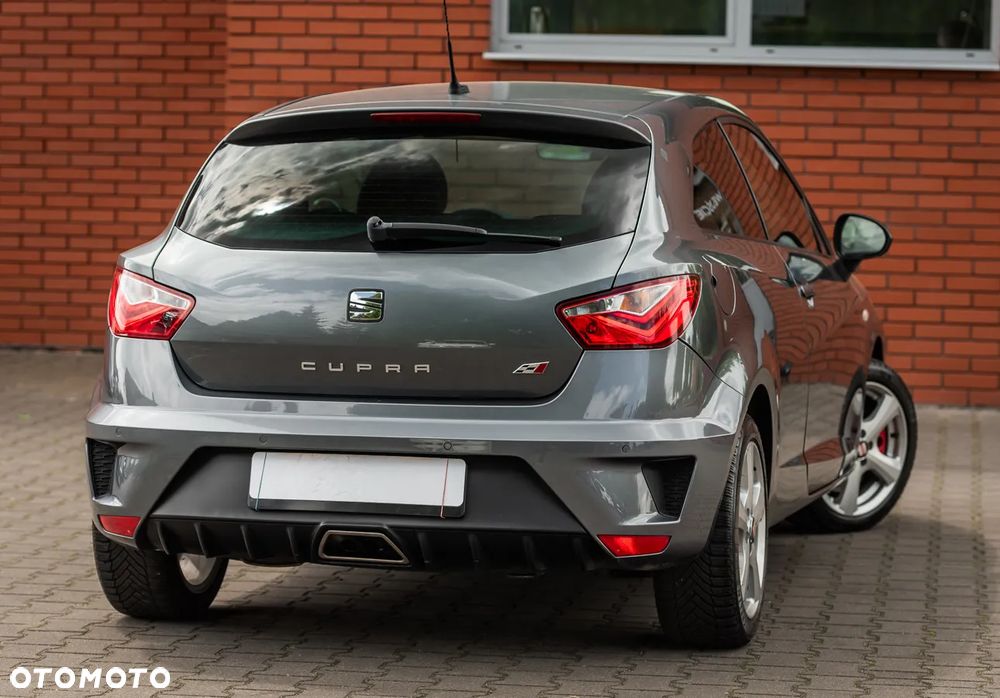 Seat Ibiza SC 1.8 TSI Cupra S&S - 12