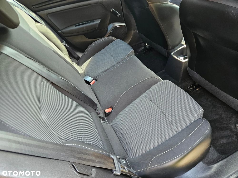 Renault Megane ENERGY TCe 100 EXPERIENCE - 27
