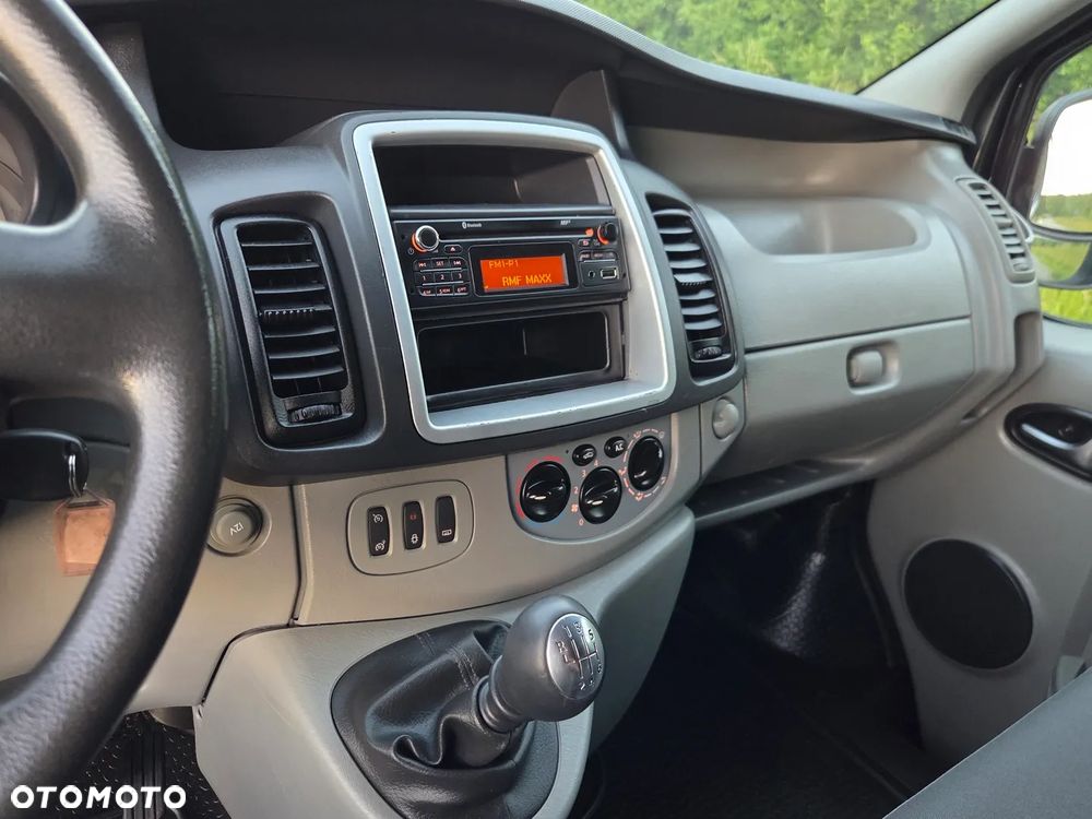 Opel Vivaro - 31