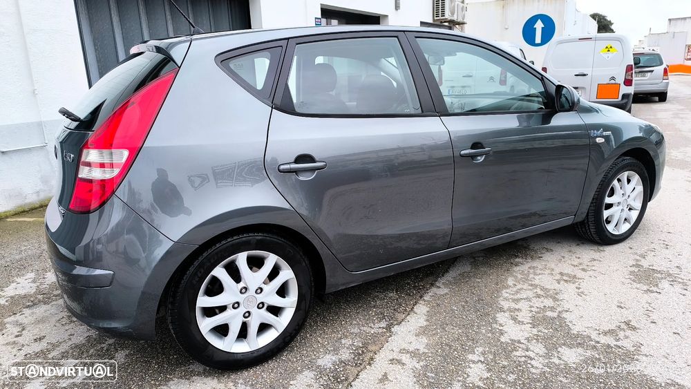 Hyundai i30 1.4 CVVT Blue Comfort - 17