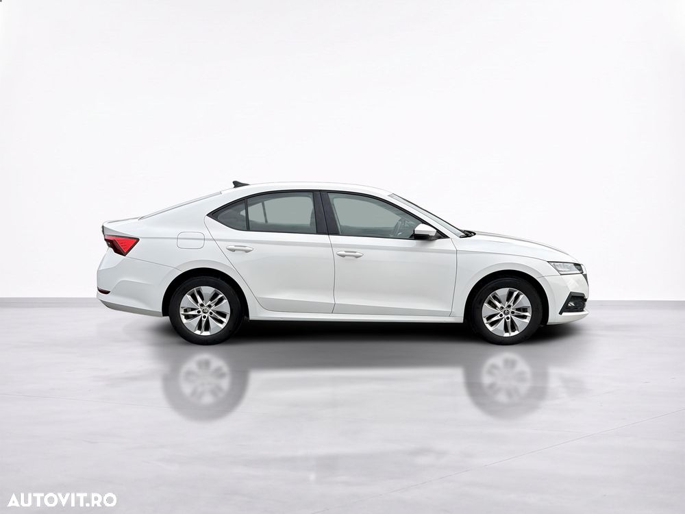 Skoda Octavia - 8