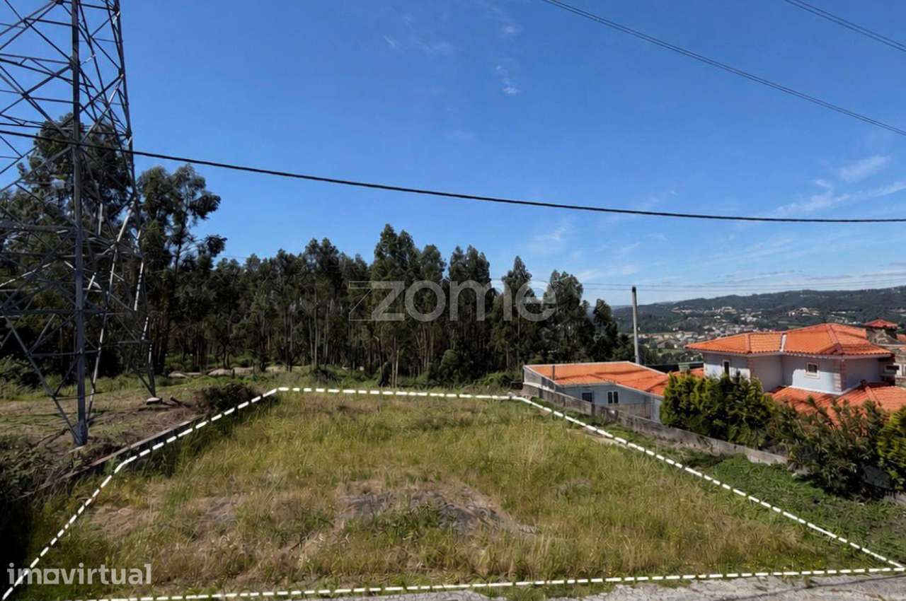 Terreno com 610 m2, em Guilhufe, Penafiel - Grande imagem: 2/11