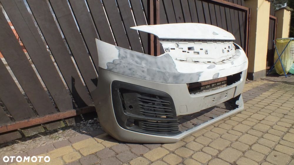 Zderzak przedni Opel Vivaro IV Lift 9833129877 - 2