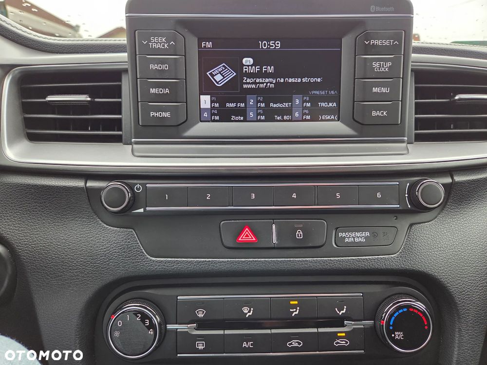 Kia Ceed 1.6 CRDi SCR S - 24