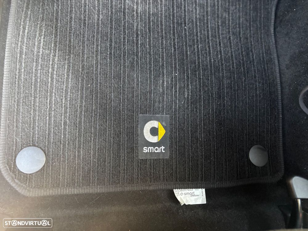 Smart ForTwo Coupé 1.0 mhd Passion 71 - 17