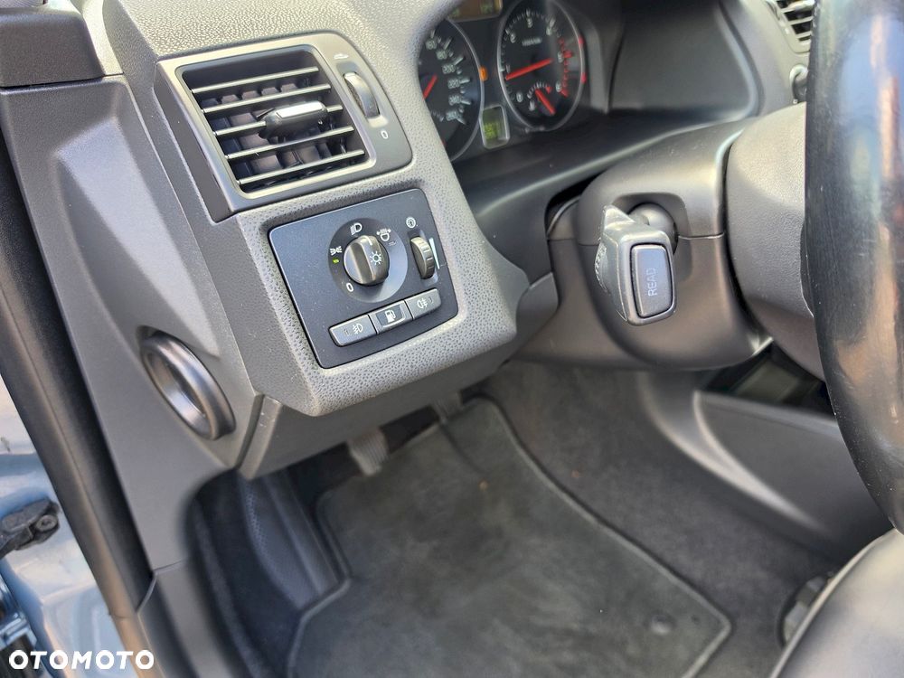 Volvo V50 DPF D2 Summum - 18