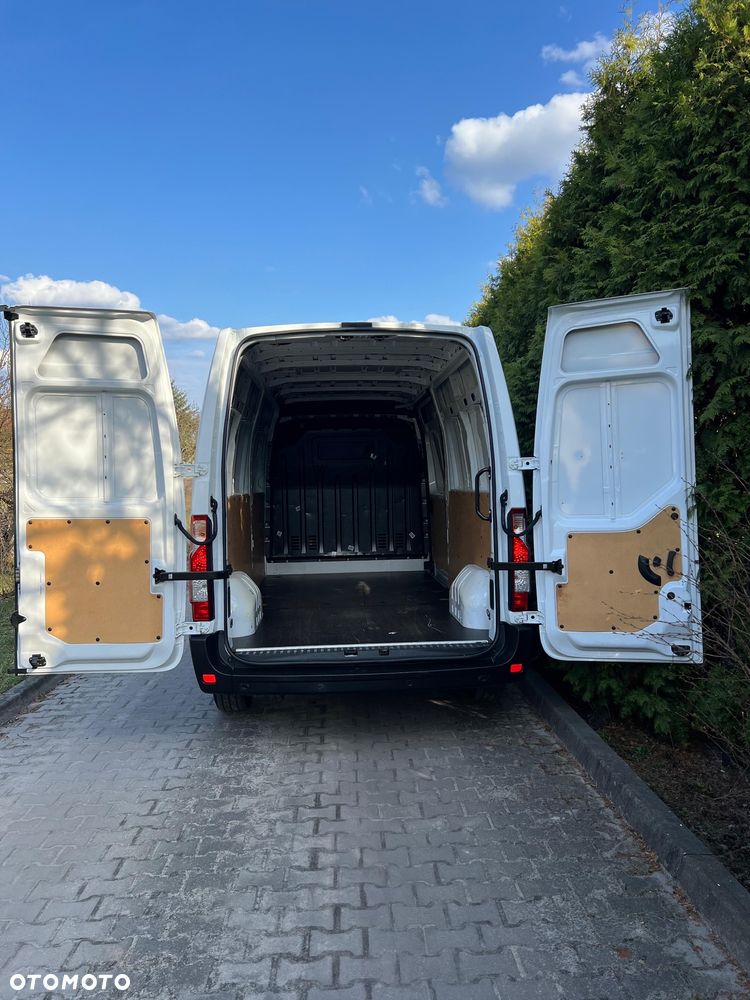 Renault Master - 24