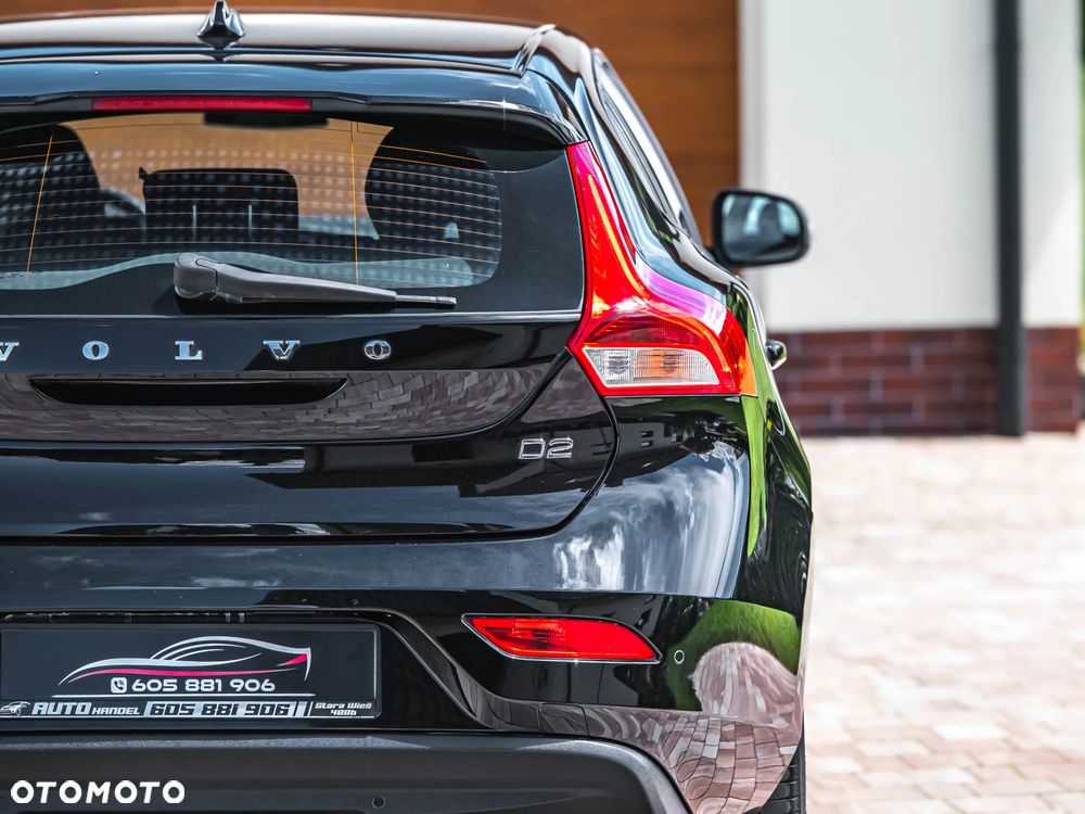 Volvo V40 D2 Momentum - 9