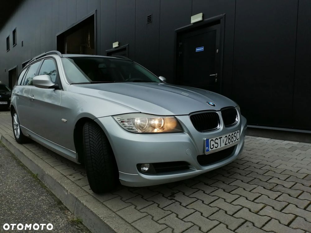 BMW Seria 3 318d Touring - 20