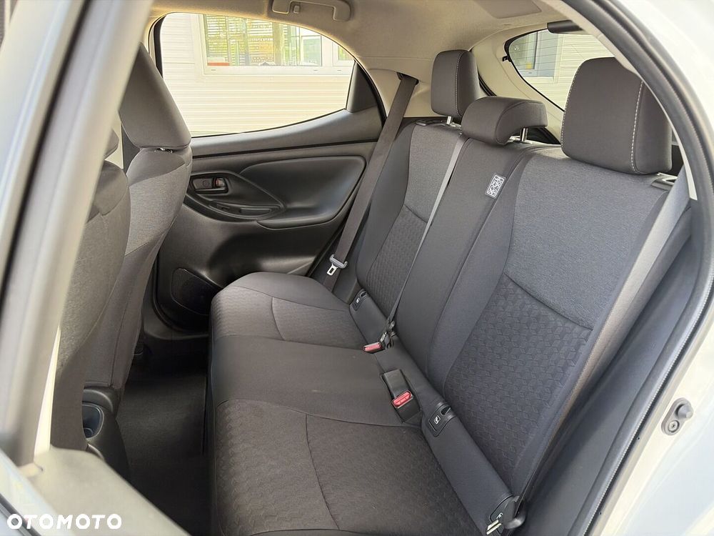 Toyota Yaris - 18