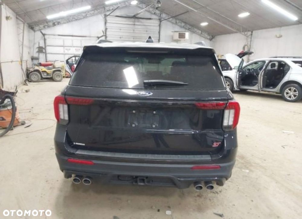 Ford Explorer - 6