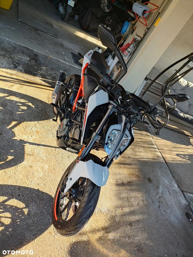 KTM Duke - 1