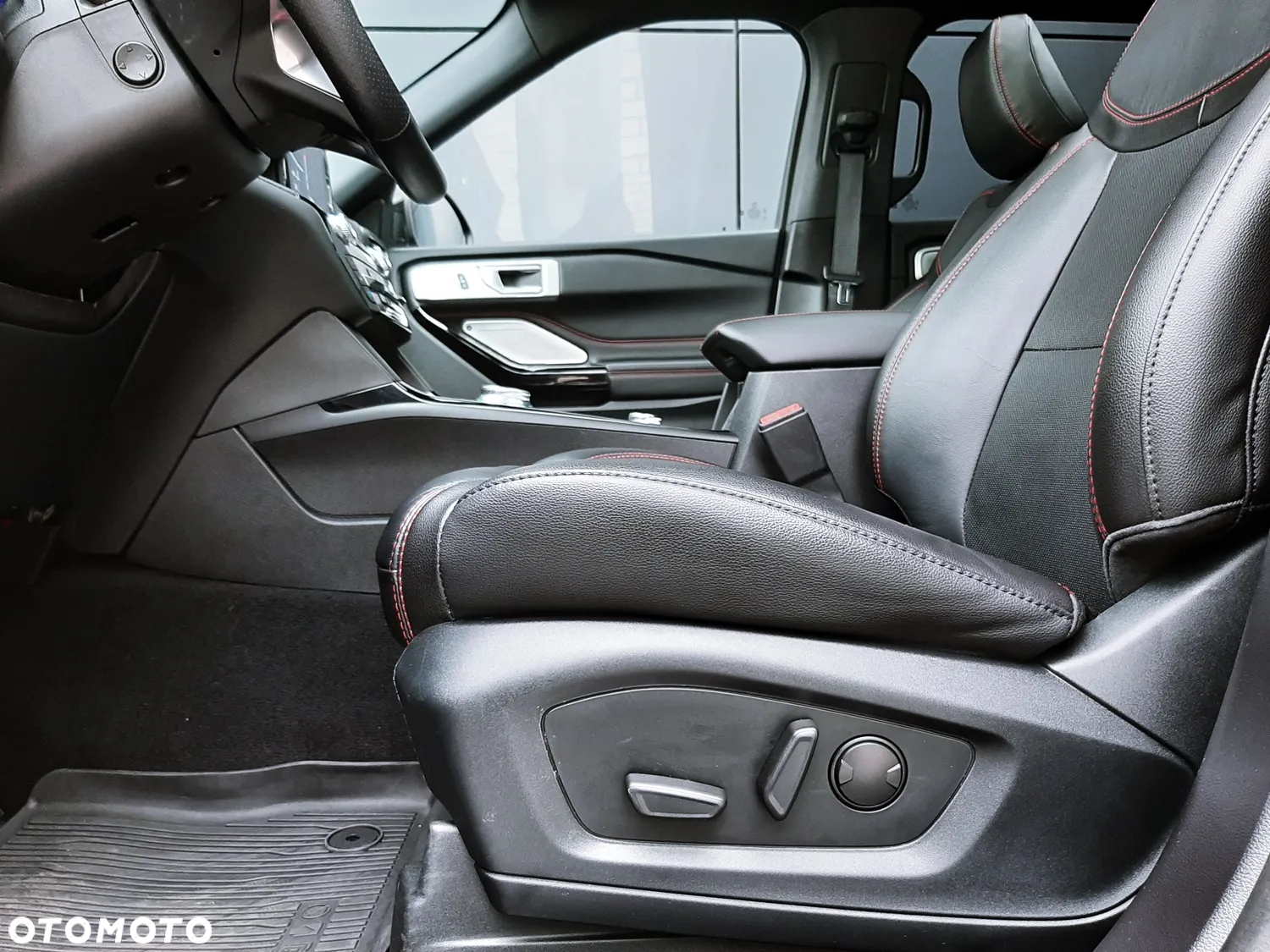 Ford Explorer 3.0 EcoBoost PHEV 4WD ST-Line - 20