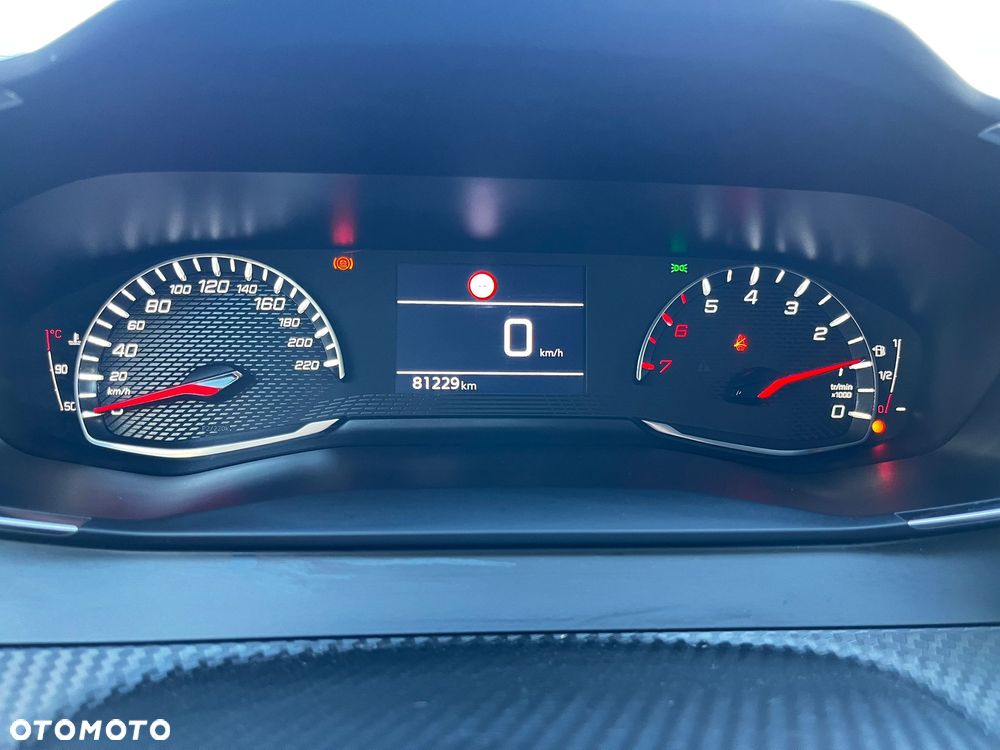 Peugeot 208 1.2 PureTech Style S&S - 11