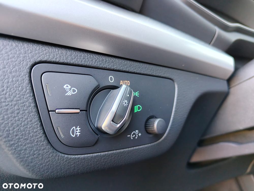 Audi Q5 35 TDI mHEV S tronic - 19