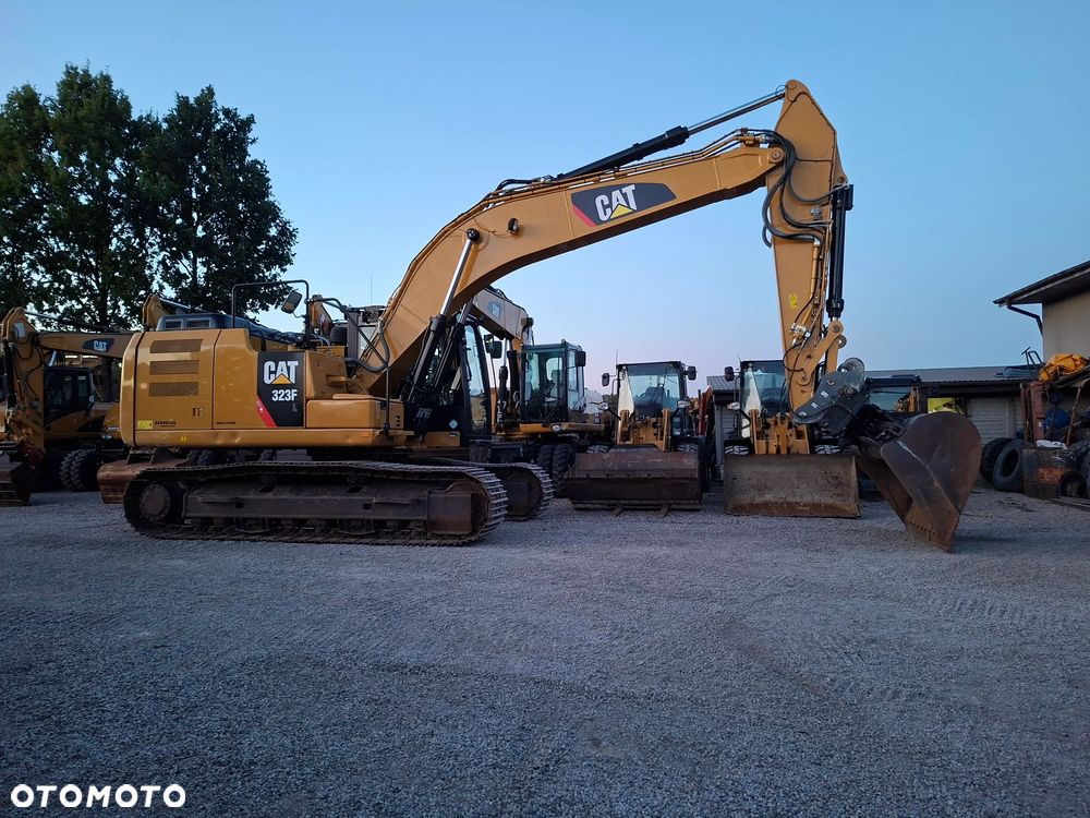 Caterpillar CAT 323 FL - 8