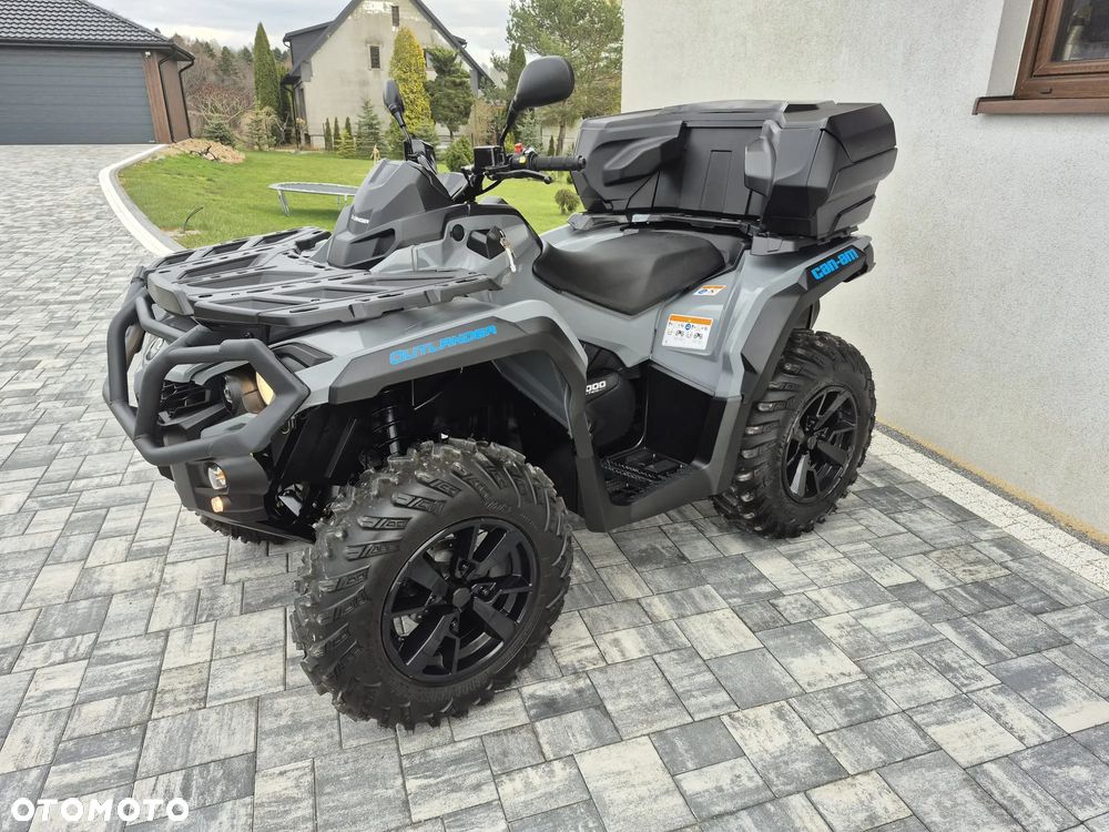 Can-Am Outlander - 4