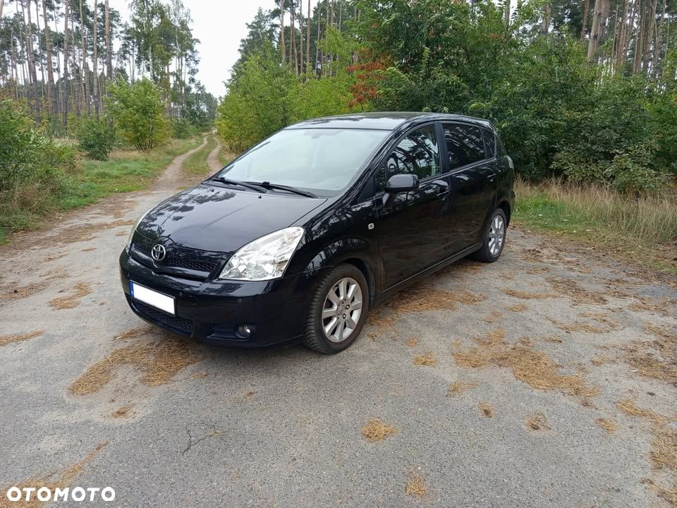 Toyota Corolla Verso - 2