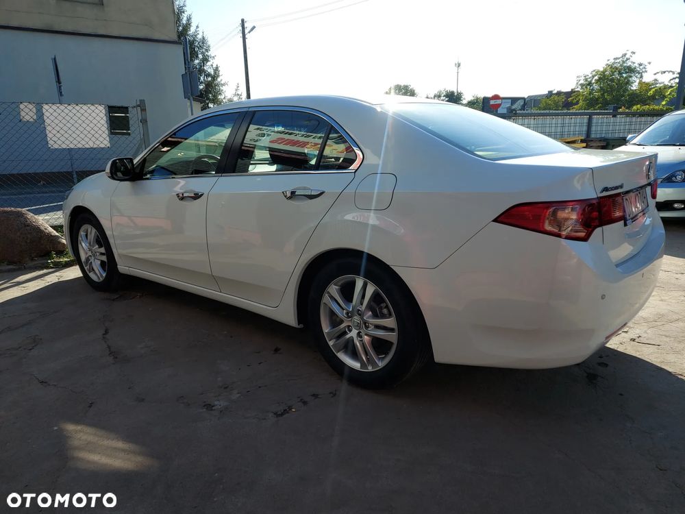 Honda Accord 2.0 Elegance - 12