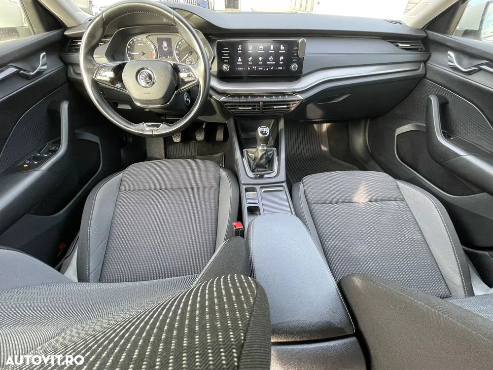 Skoda Octavia - 8