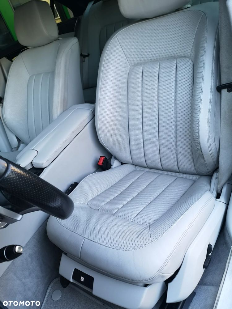 Mercedes-Benz CLS 350 (BlueTEC) d - 32