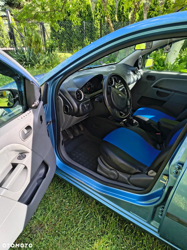 Ford Fiesta - 6