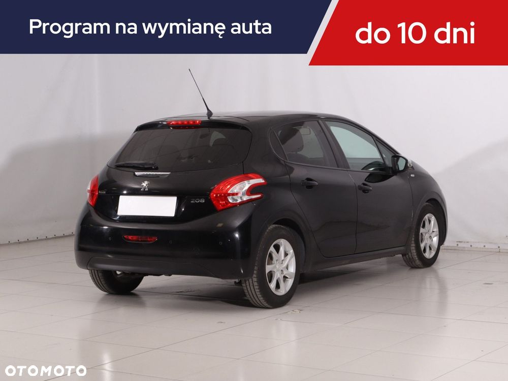 Peugeot 208 - 7